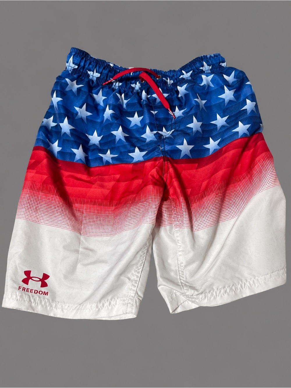 Under Armour Boy’s Red/White/Blue Star Print Swim Trunks NWOT